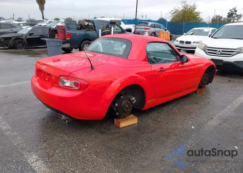 2010 Mazda Mx-5 Miata Grand Touring z USA, uszkodzony, nr VIN JM1NC2FF8A0205586